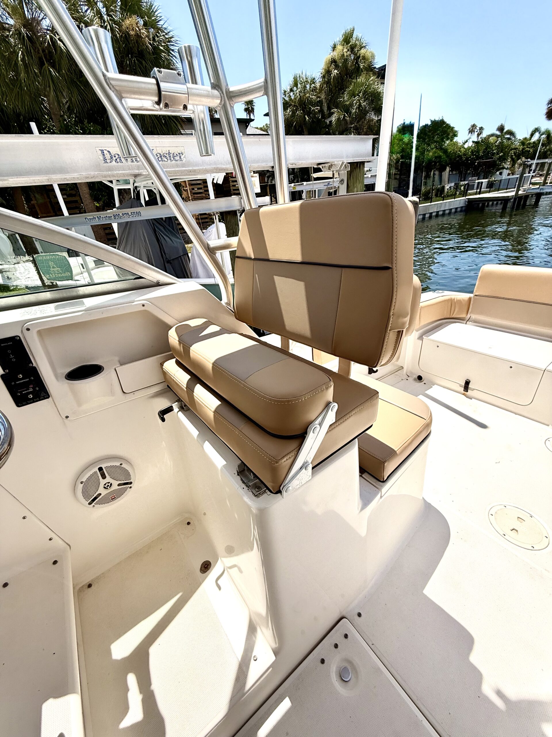 Robalo Boat Seating Upholstery
